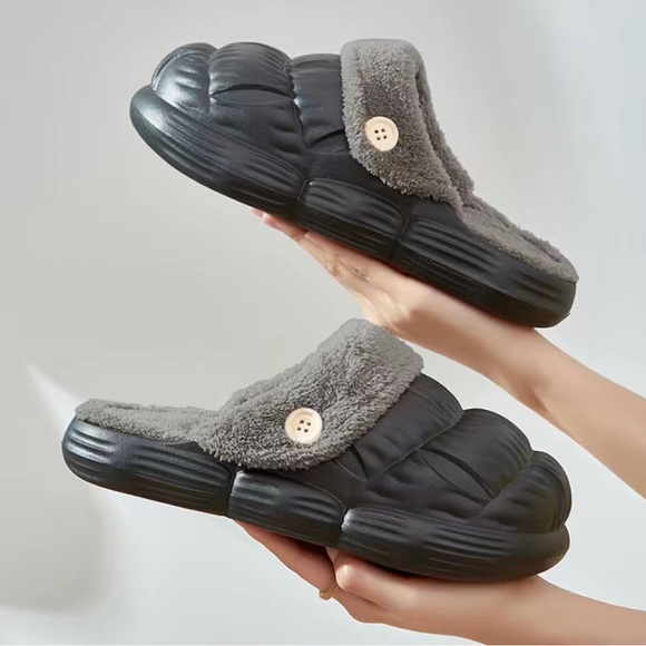 Women's Waterproof Indoor & Detachable Plush Lining House Slipper - Picture 6 of 6